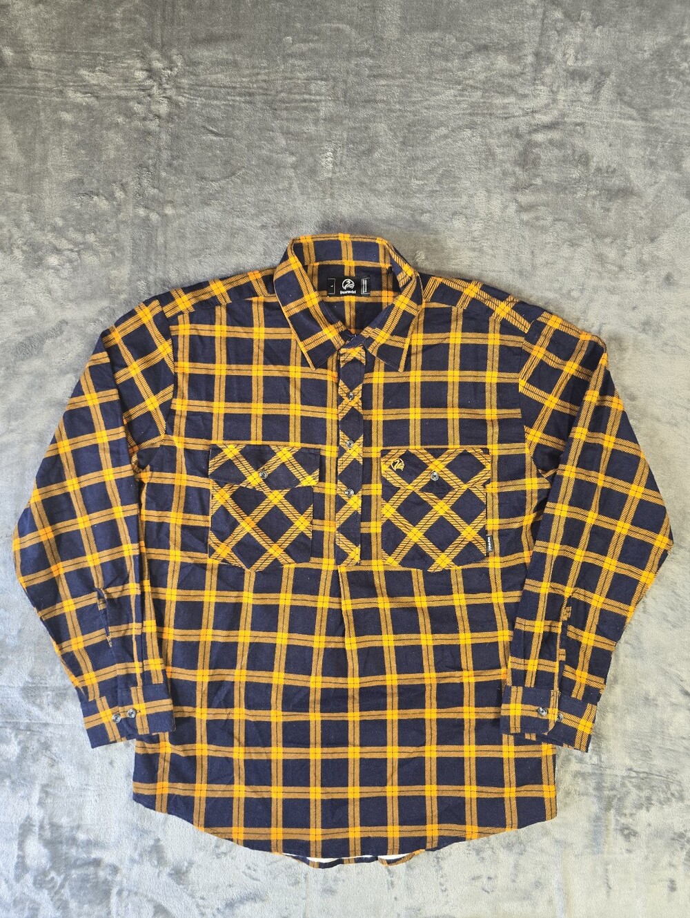Swanndri Flannel Button Up Pullover Shirt Size Large Yellow Navy Plaid